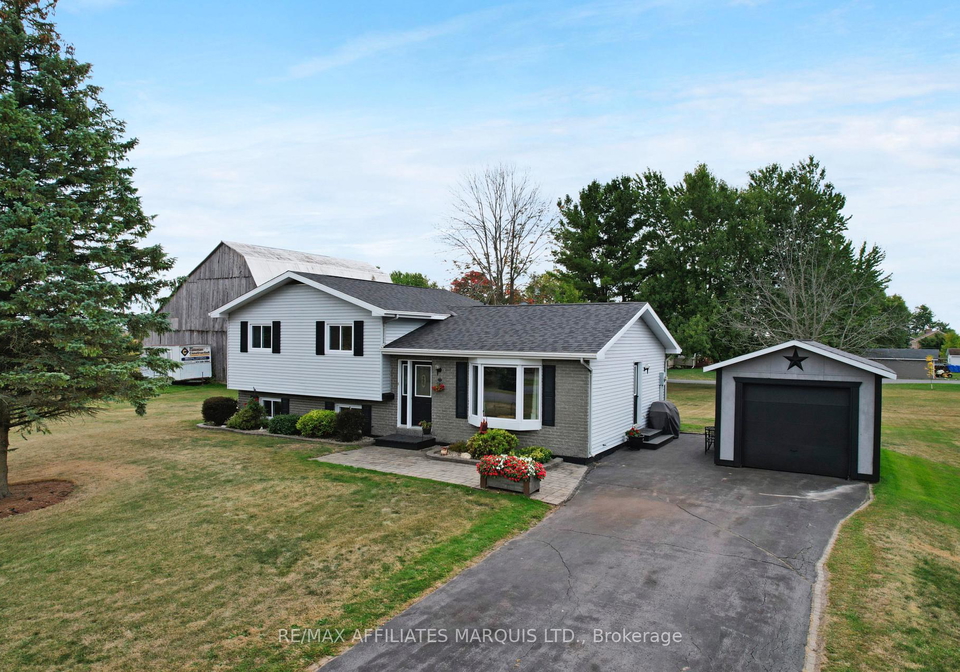 3294-st-john-street-n-north-stormont-ontario-x12416501