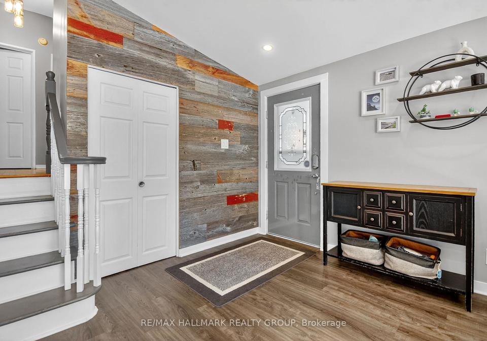 2074-featherston-drive-ottawa-ontario-x12416858