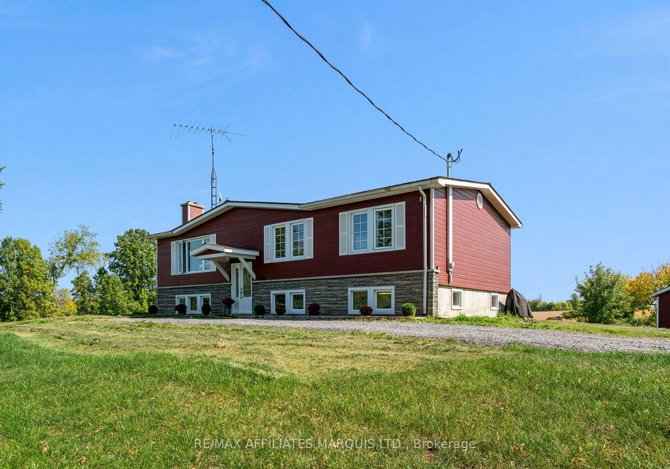 21230-conc-6-road-south-glengarry-ontario-x12416990