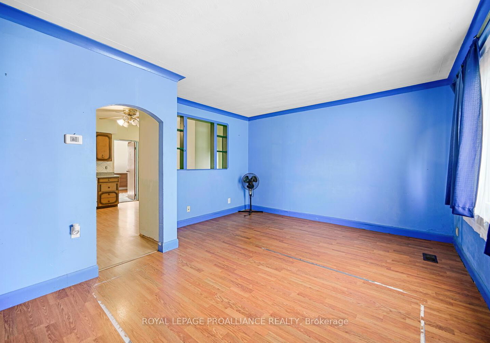 27-broadway-avenue-brockville-ontario-x12417222