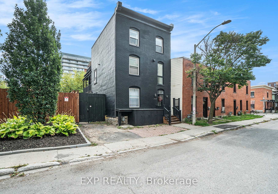208-clarence-street-ottawa-ontario-x12417354