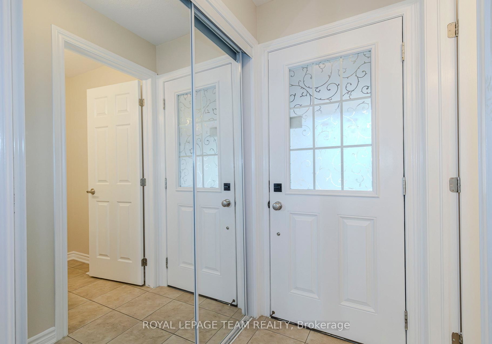 466-meadowhawk-crescent-ottawa-ontario-x12417628