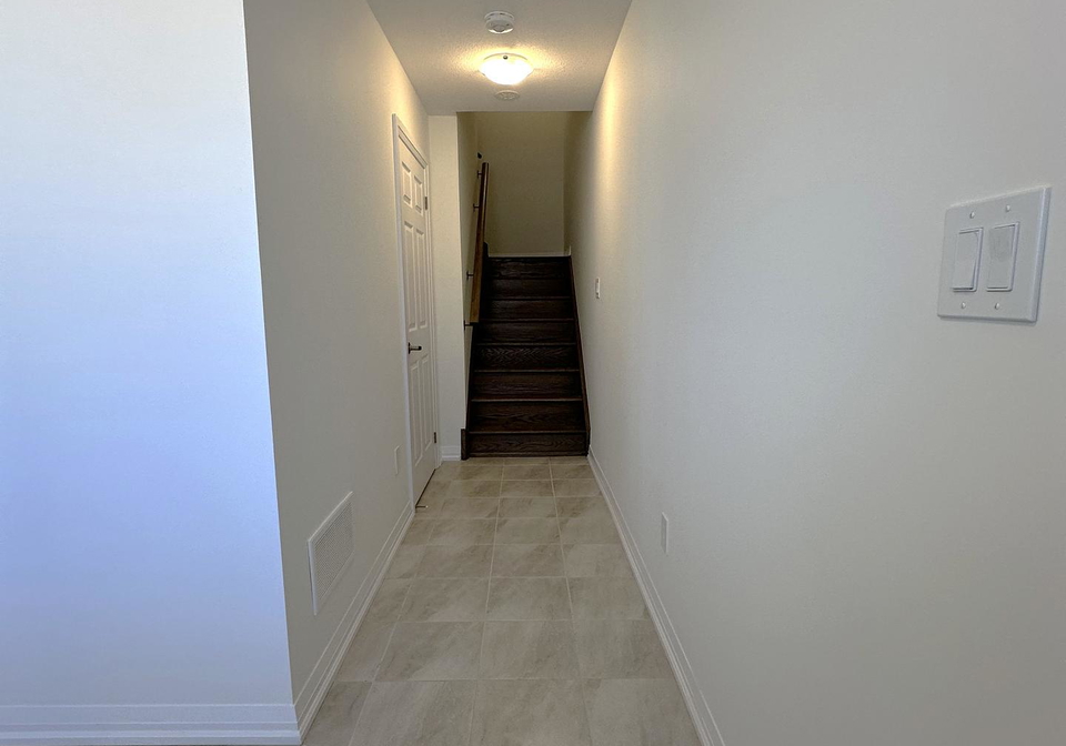 28-kensington-road-haldimand-ontario-x12417693