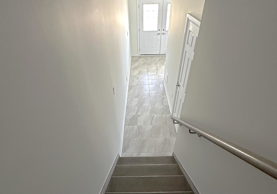 28-kensington-road-haldimand-ontario-x12417693