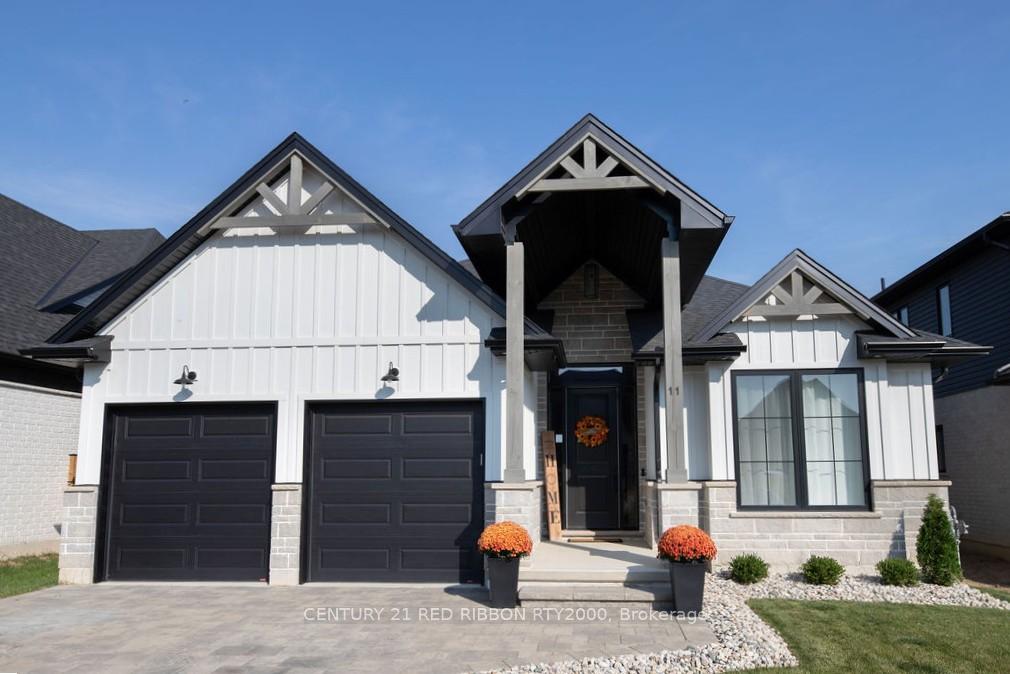 11-briscoe-crescent-strathroy-caradoc-ontario-x12418032