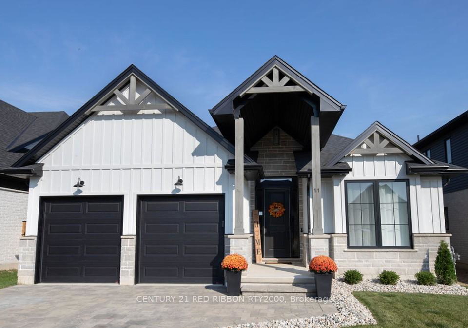 11-briscoe-crescent-strathroy-caradoc-ontario-x12418032