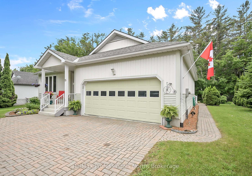 15-pineridge-gate-gravenhurst-ontario-x12418060