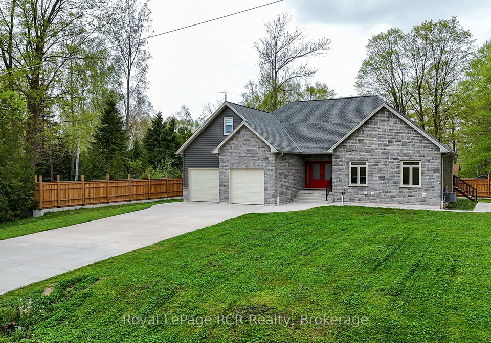 10-frederick-street-e-south-bruce-peninsula-ontario-x12418204