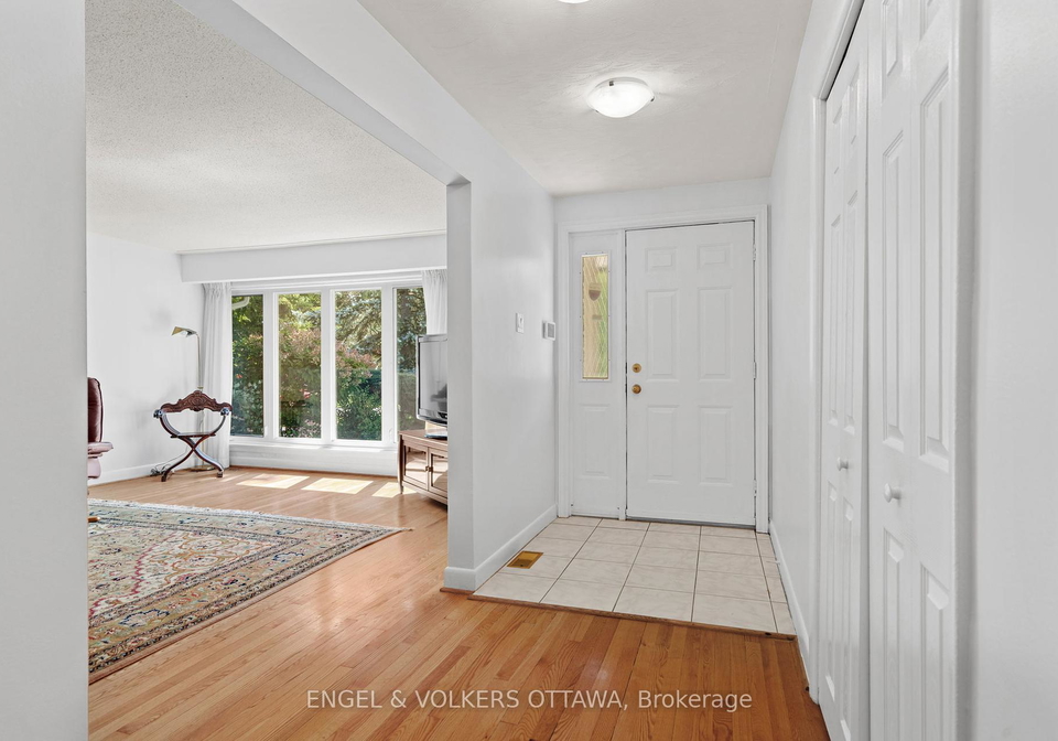 337-mountbatten-avenue-ottawa-ontario-x12418422