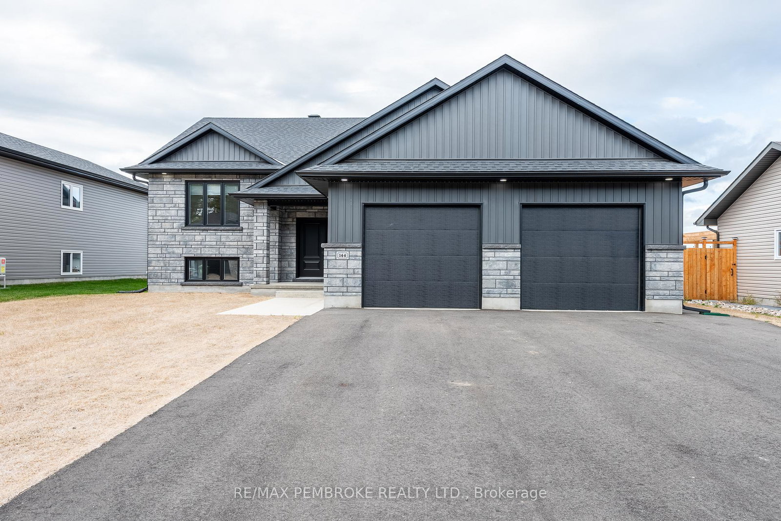 144-chad-street-petawawa-ontario-x12418452