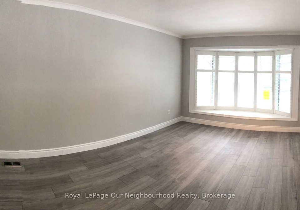 78-south-drive-kitchener-ontario-x12418462