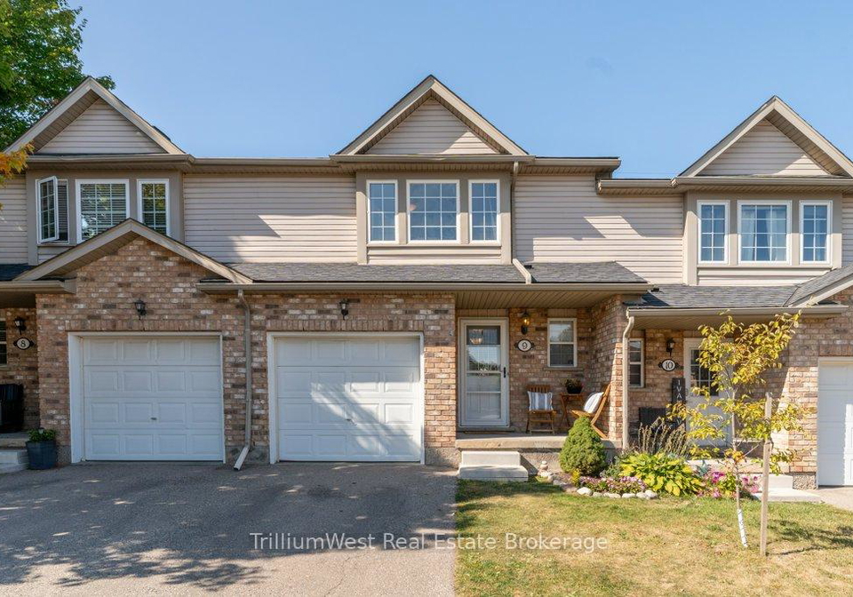 84-westmeadow-drive-kitchener-ontario-x12418575