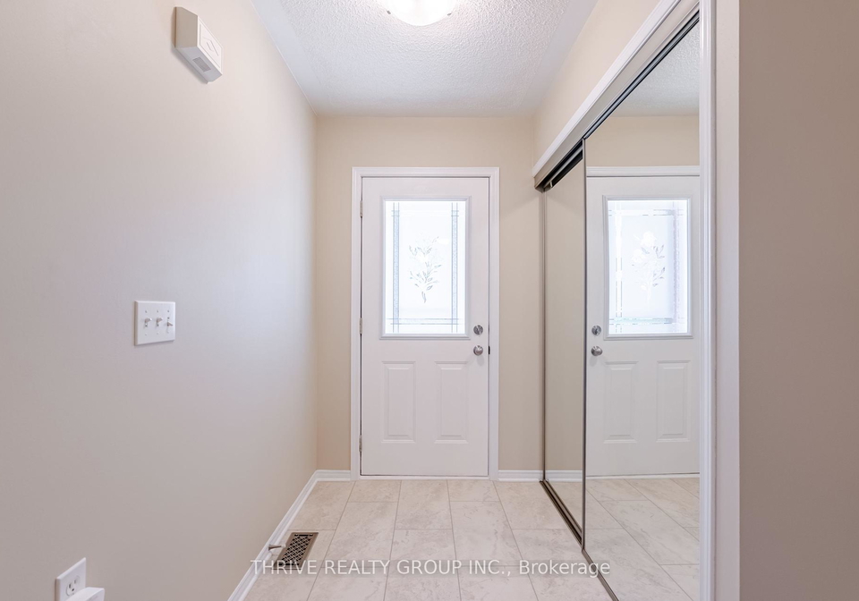 875-thistledown-way-london-north-ontario-x12418682