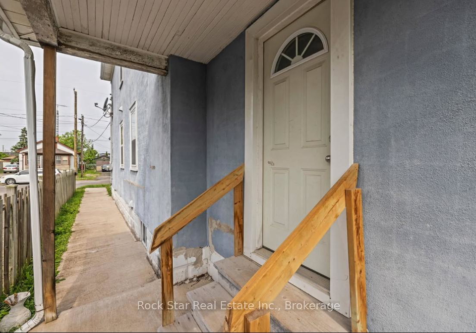 225-chaffey-street-welland-ontario-x12418695