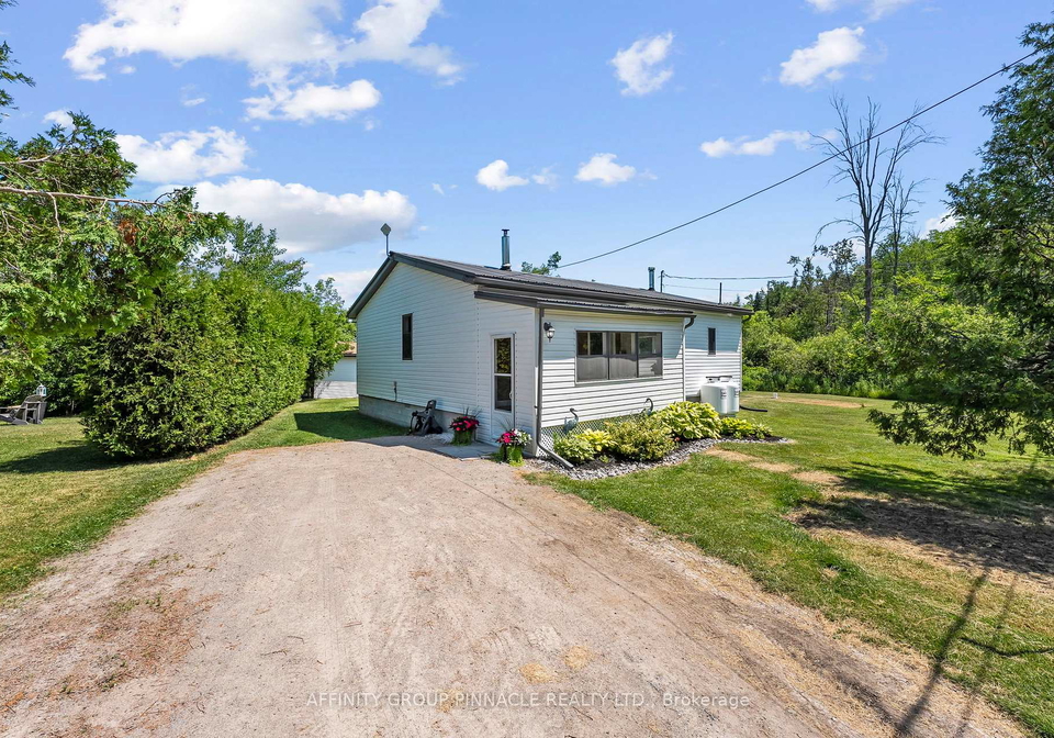 13-leaf-street-kawartha-lakes-ontario-x12419004
