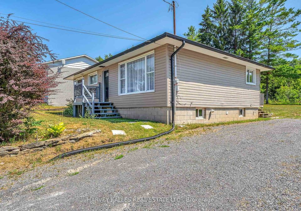 106-union-street-prince-edward-county-ontario-x12419063
