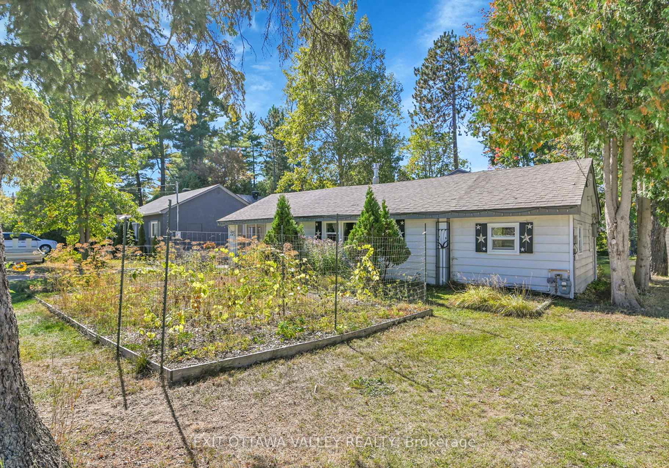 77-doran-street-petawawa-ontario-x12419067