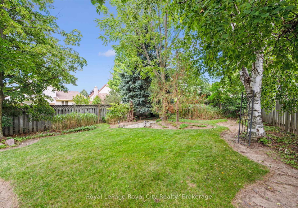 39-greenwich-drive-guelph-ontario-x12419182