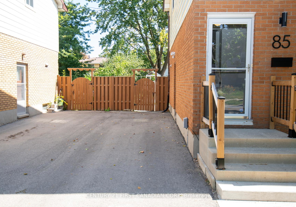 85-augusta-crescent-london-south-ontario-x12419215