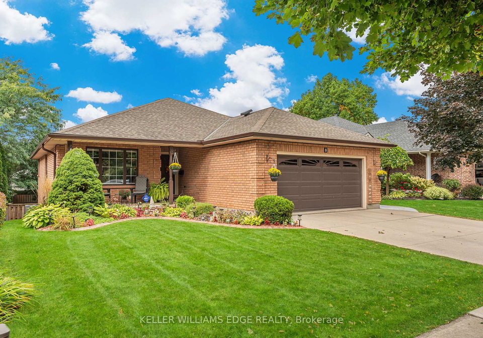 8-oakridge-boulevard-pelham-ontario-x12419459
