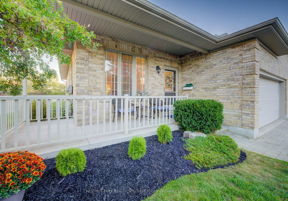 900-doon-village-road-kitchener-ontario-x12419615