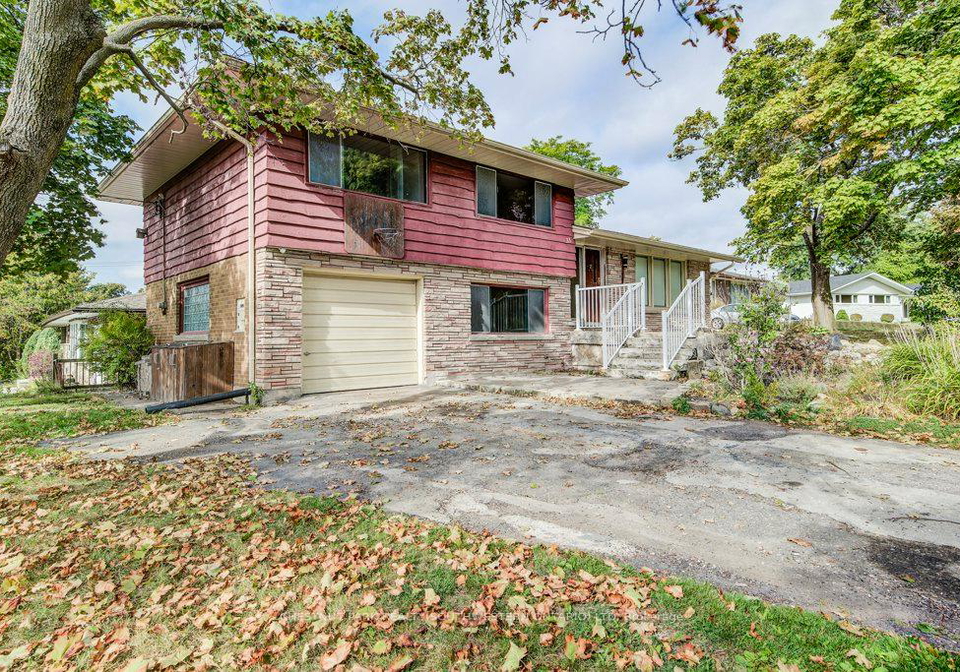 33-evergreen-crescent-kitchener-ontario-x12419716