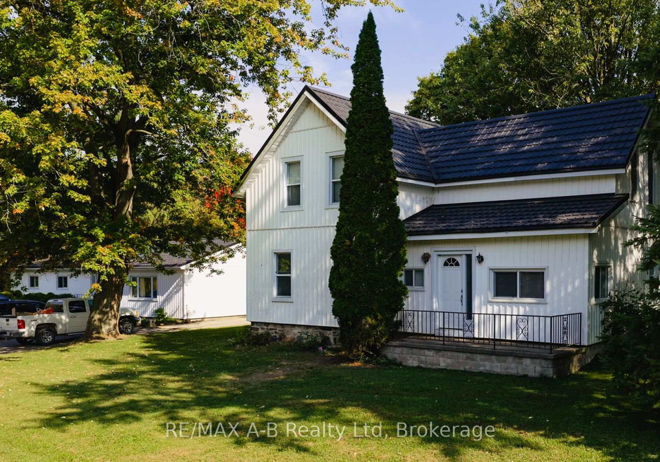 4740-16-line-perth-south-ontario-x12420151