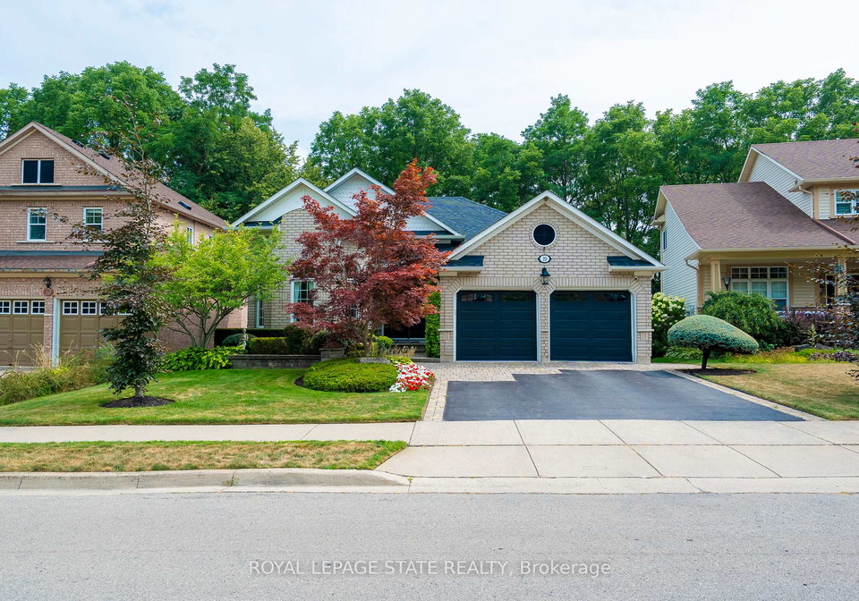 19-brydale-court-hamilton-ontario-x12420170