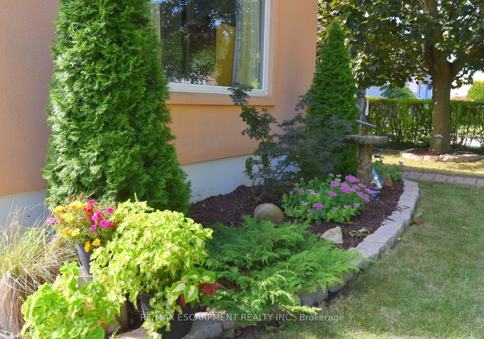 26-heywood-avenue-st-catharines-ontario-x12420278