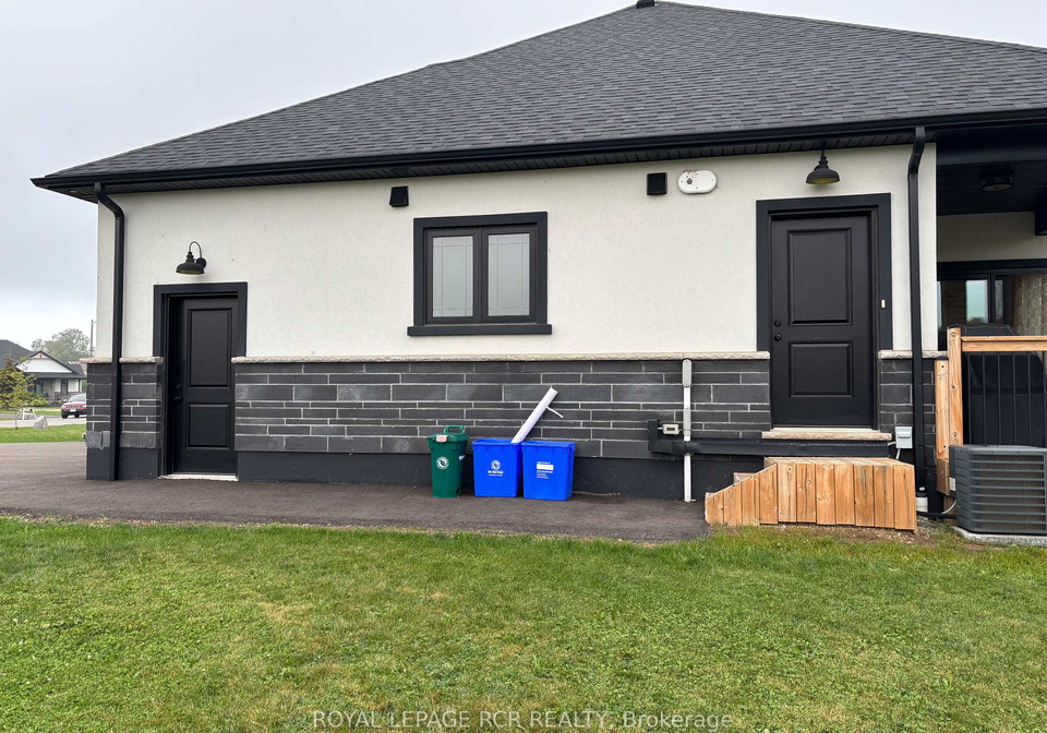 117-parker-drive-wellington-north-ontario-x12420871
