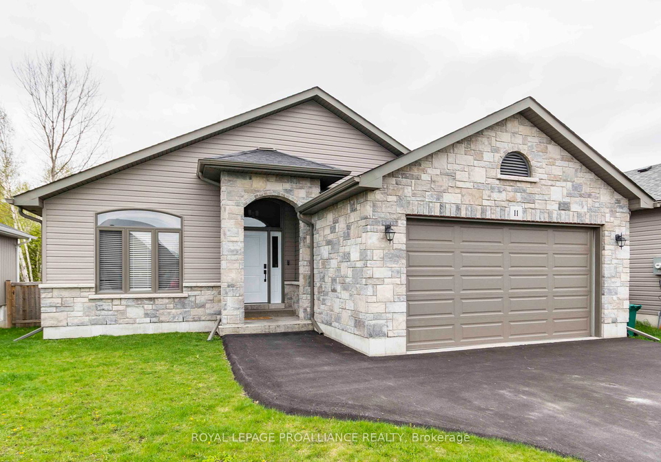 11-brookfield-crescent-quinte-west-ontario-x12420911