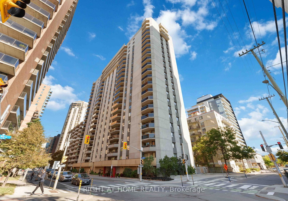 470-laurier-avenue-w-ottawa-ontario-x12420940