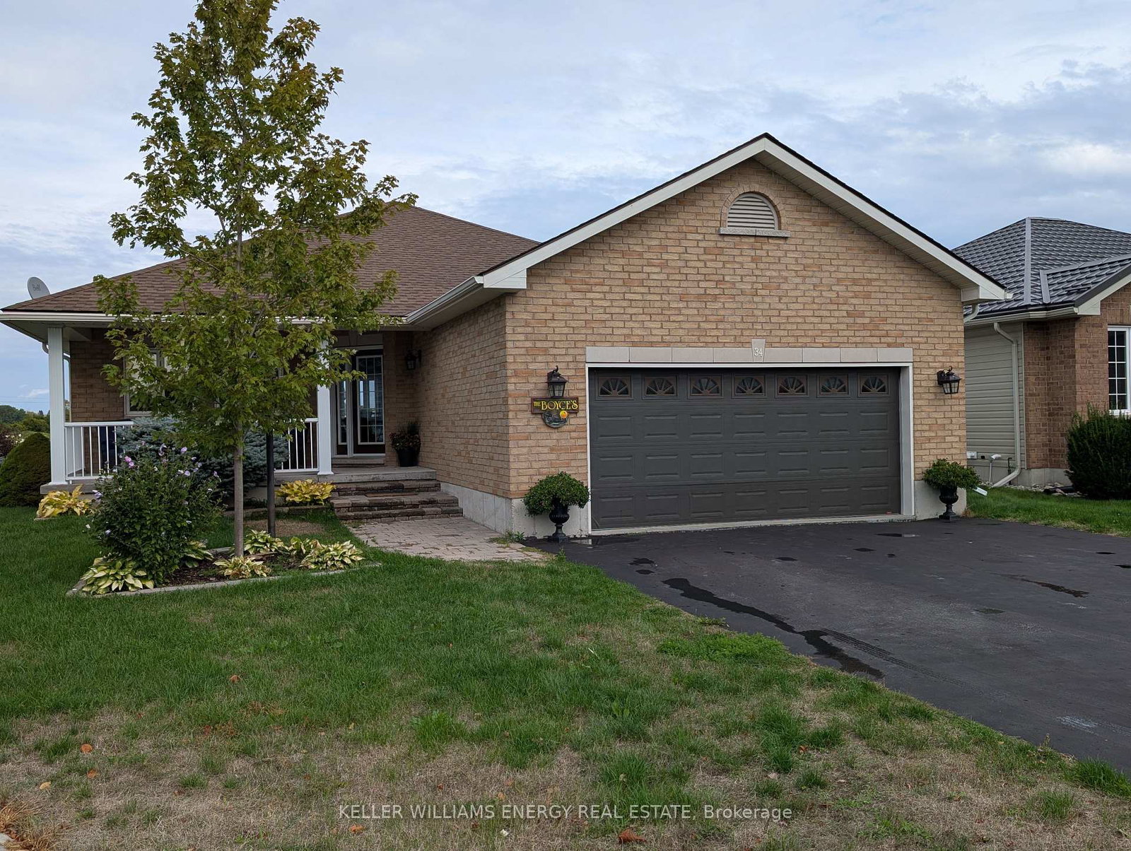 34-mount-grove-crescent-prince-edward-county-ontario-x12421015