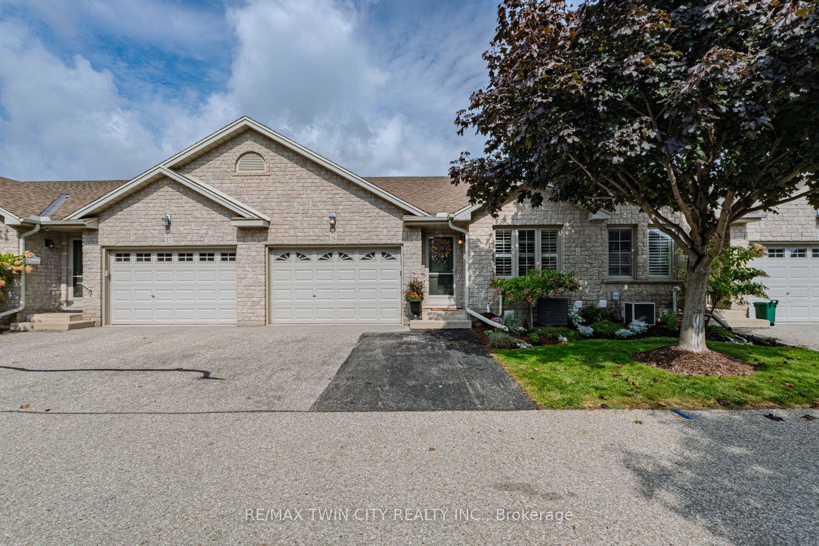 19-hanlon-place-brant-ontario-x12421022
