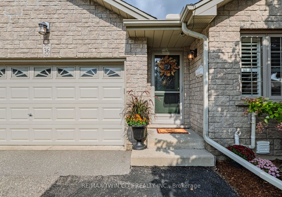 19-hanlon-place-brant-ontario-x12421022