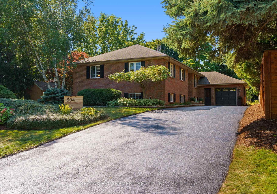 304-central-avenue-grimsby-ontario-x12421253