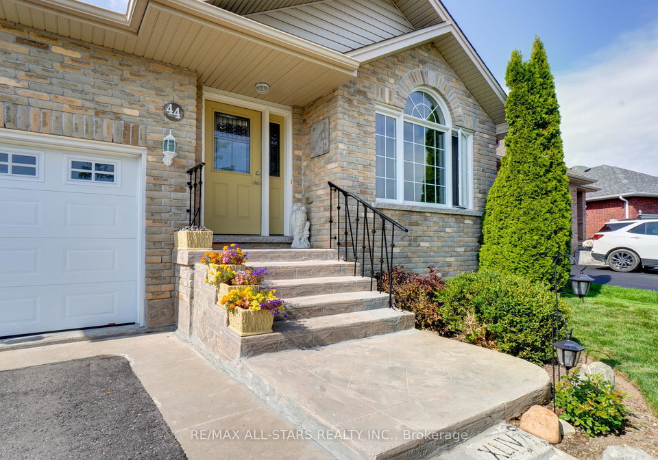 44-gee-crescent-kawartha-lakes-ontario-x12421349