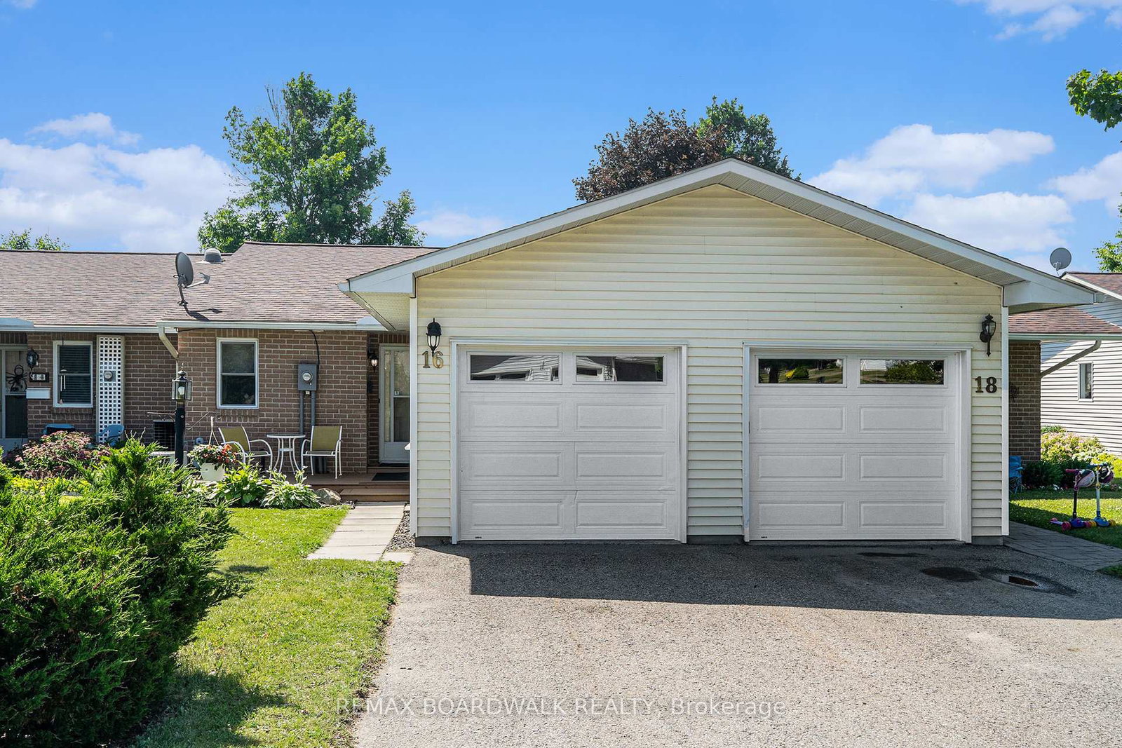 16-lally-lane-perth-ontario-x12421357
