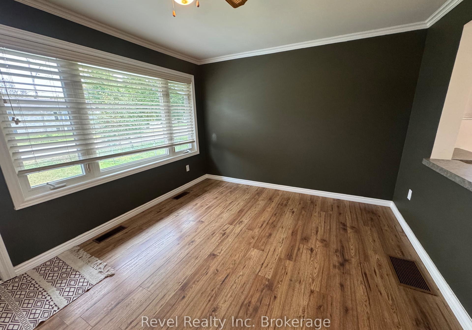512-aberdeen-avenue-north-bay-ontario-x12421376