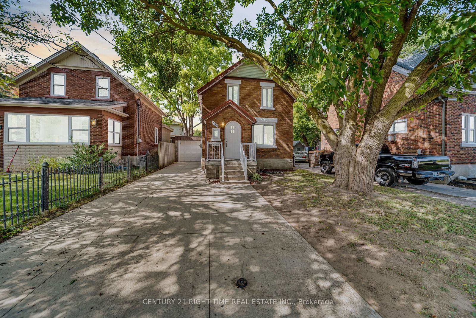 324-victoria-street-s-kitchener-ontario-x12421489