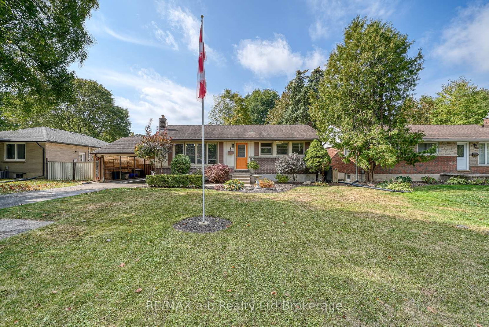 8-dean-crescent-ingersoll-ontario-x12421527