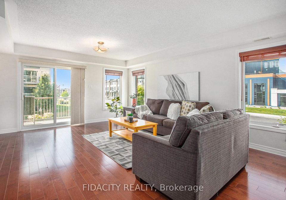 215-bluestone-private-ottawa-ontario-x12421612