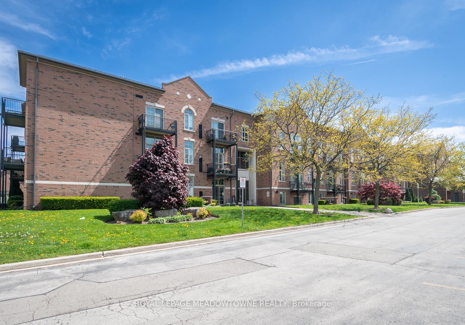 262-dundas-street-e-hamilton-ontario-x12421616