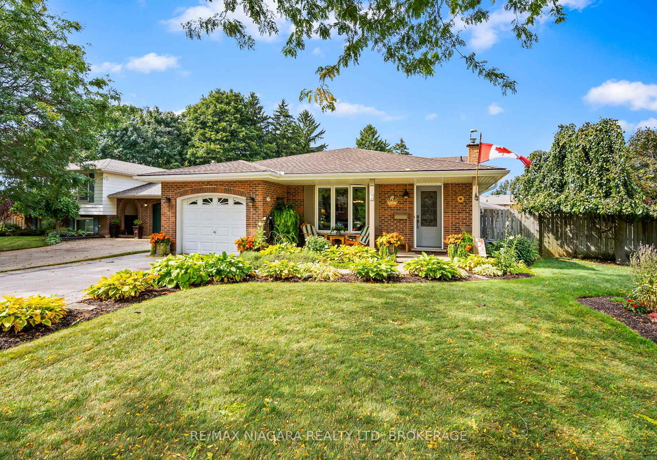 2-bayridge-cove-st-catharines-ontario-x12421642