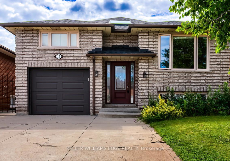 15-kingsberry-street-hamilton-ontario-x12421804