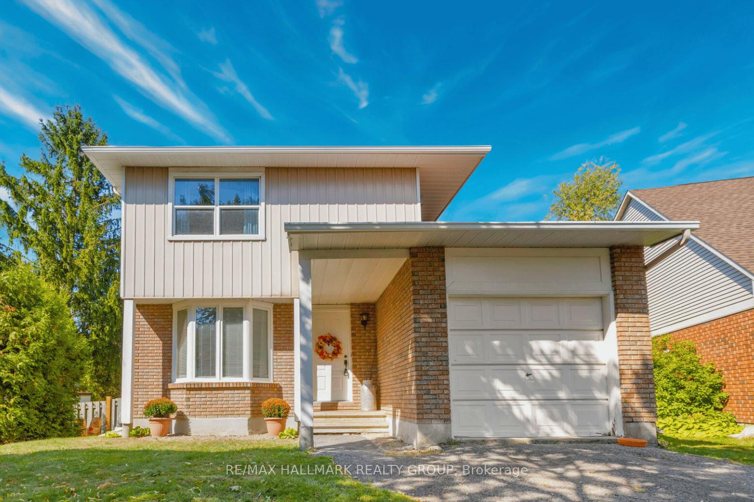 7-naismith-crescent-kanata-ontario-x12421817