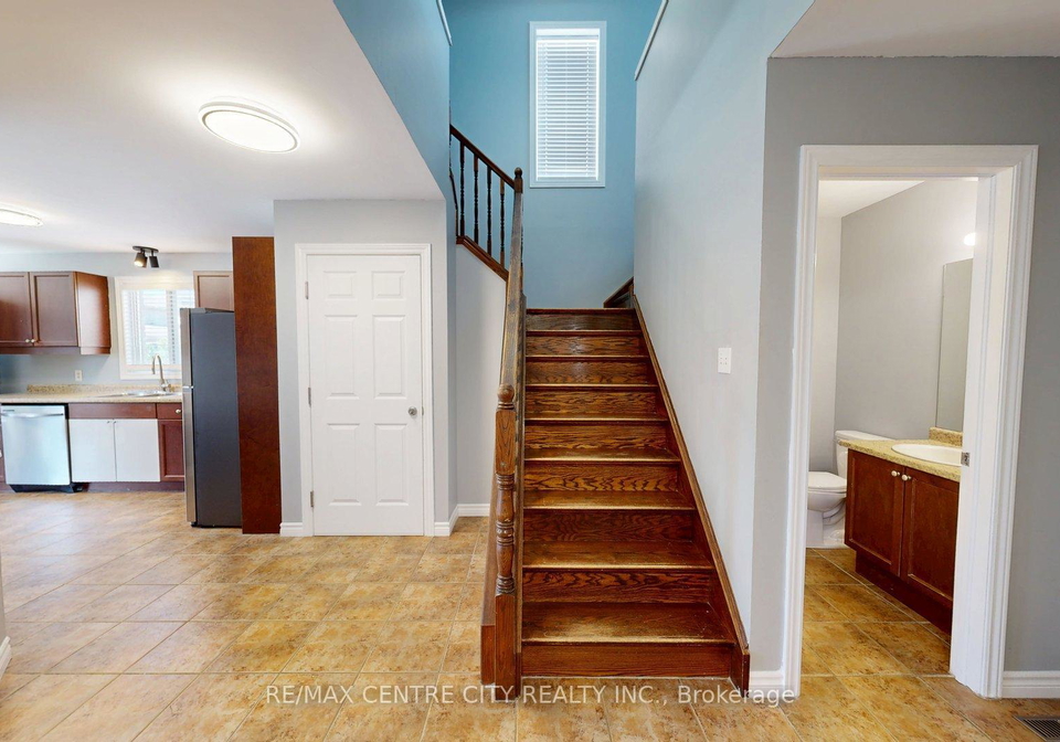 3252-meadowgate-boulevard-london-south-ontario-x12421937