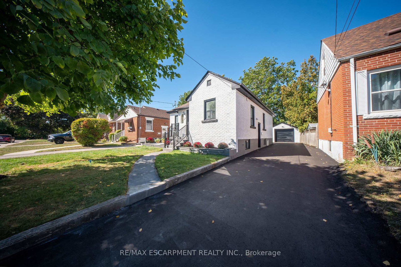 48-woodbridge-road-hamilton-ontario-x12422070