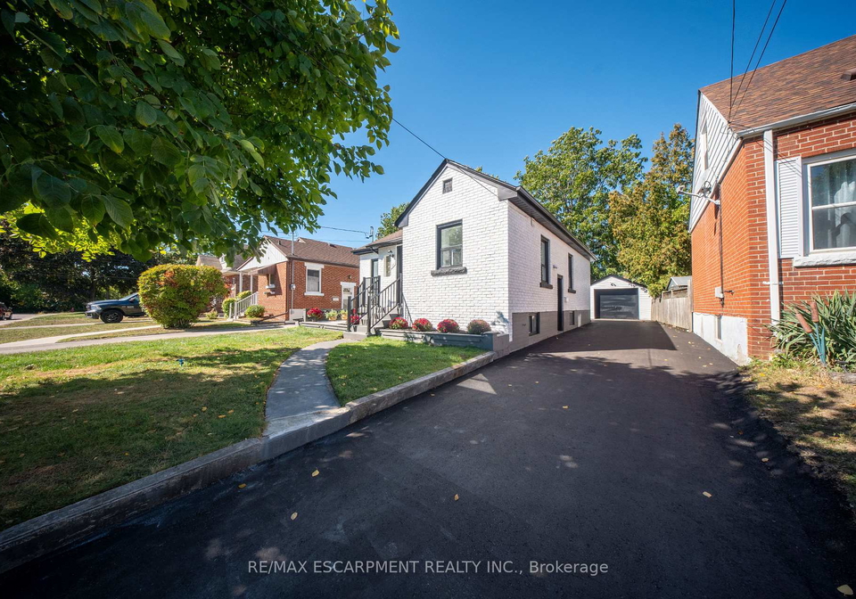 48-woodbridge-road-hamilton-ontario-x12422070