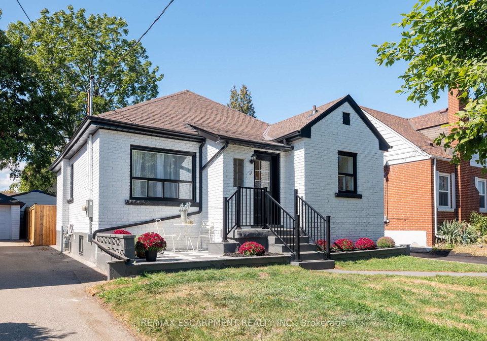 48-woodbridge-road-hamilton-ontario-x12422070